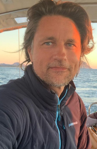 Martin Henderson