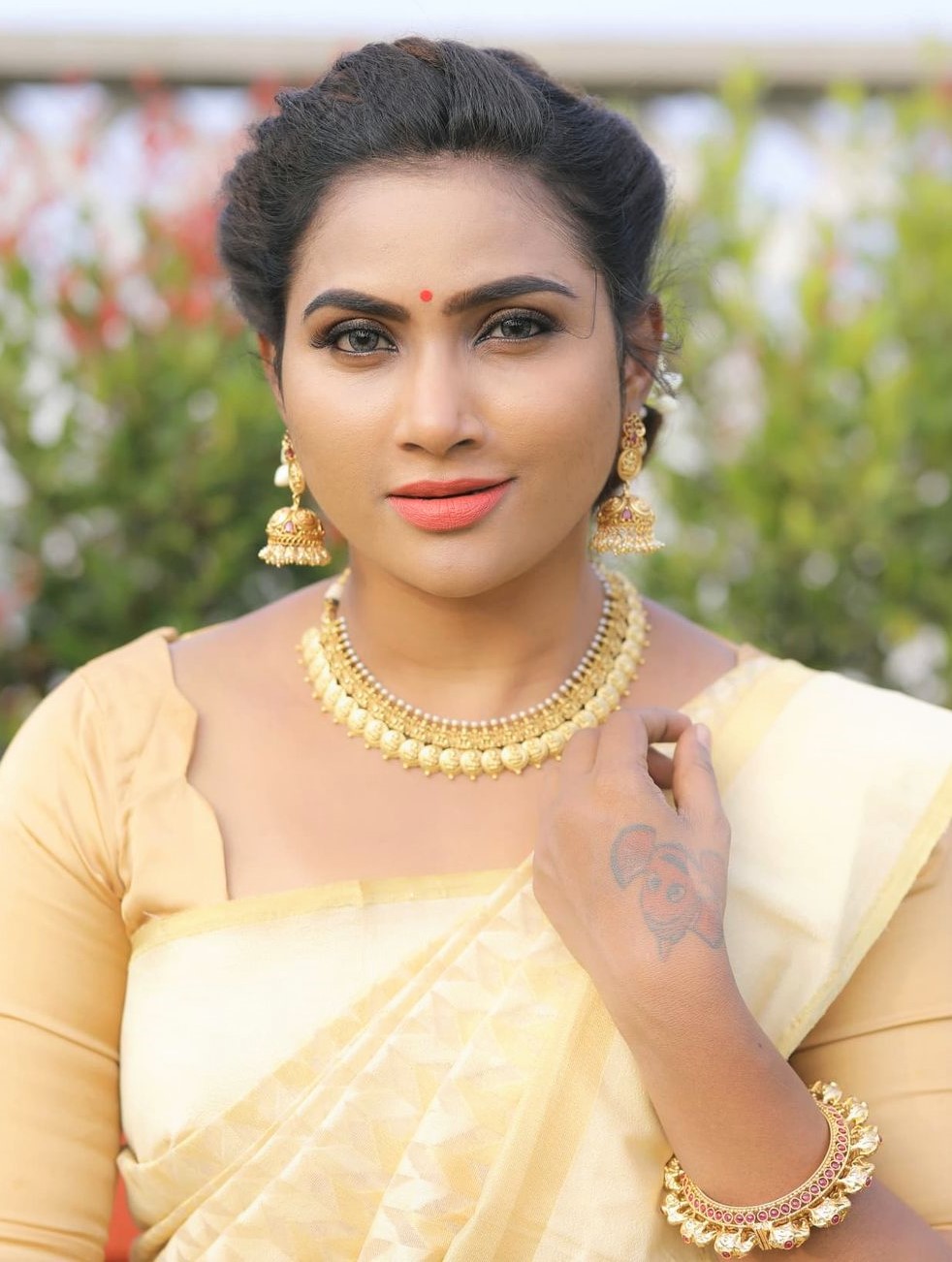 Nandhini Myna