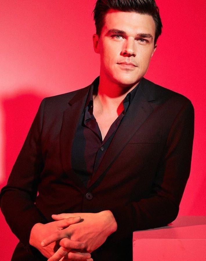 Finn Wittrock