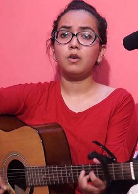 Rashmi Singh Singer